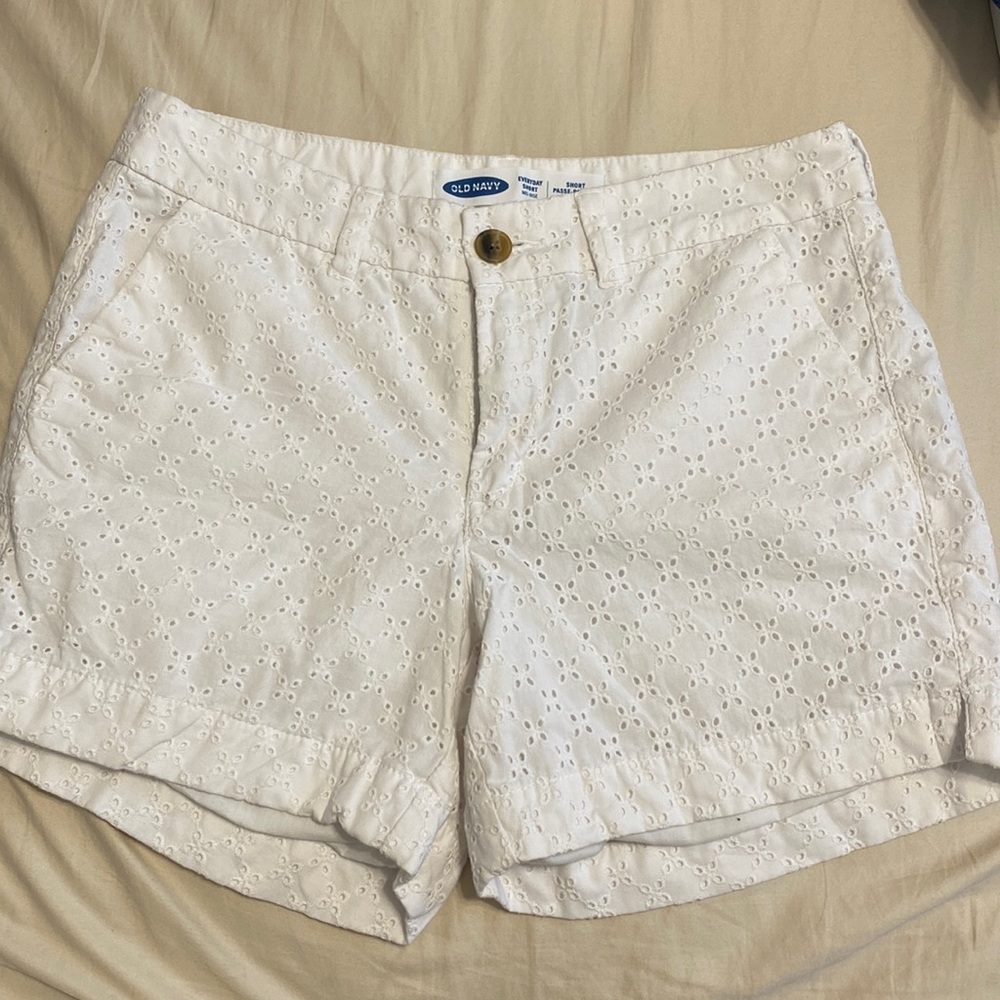 white shorts with pockets